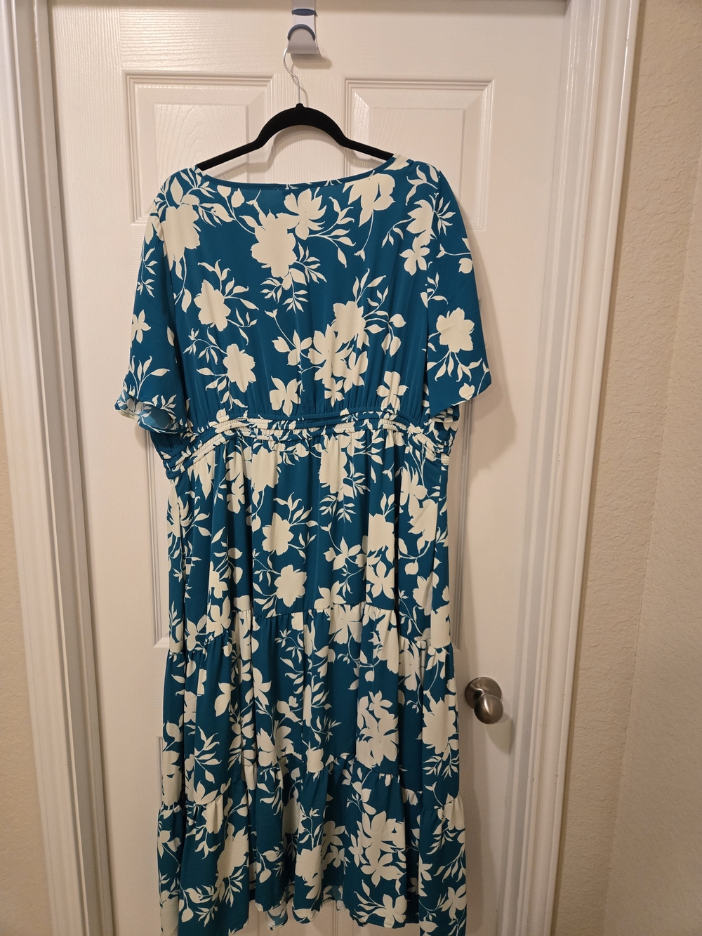 torrid Teal Floral Maxi Dress with Cream Blooms - Picture 11 of 15